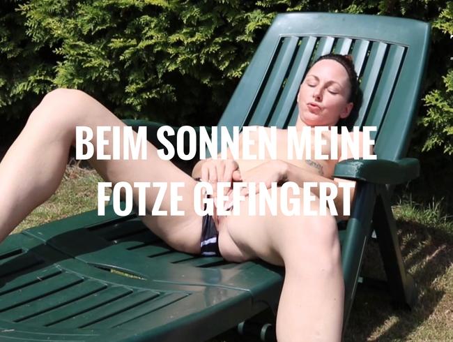 BEIM SONNEN GEIL GEWORDEN UND GEFINGERT