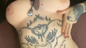 DIRTY TALK! Dauergeile Tattoo Bitch will von dir gefickt werden!!