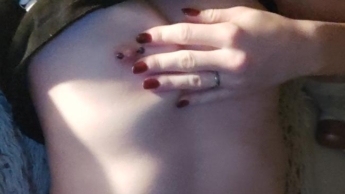 Große nasse Schamlippen ;)