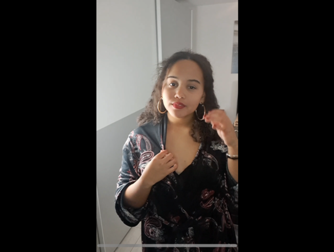 Ich war neue Dessous für euch shoppen und nun werde ich sie geil und sexy für euch präsentieren.