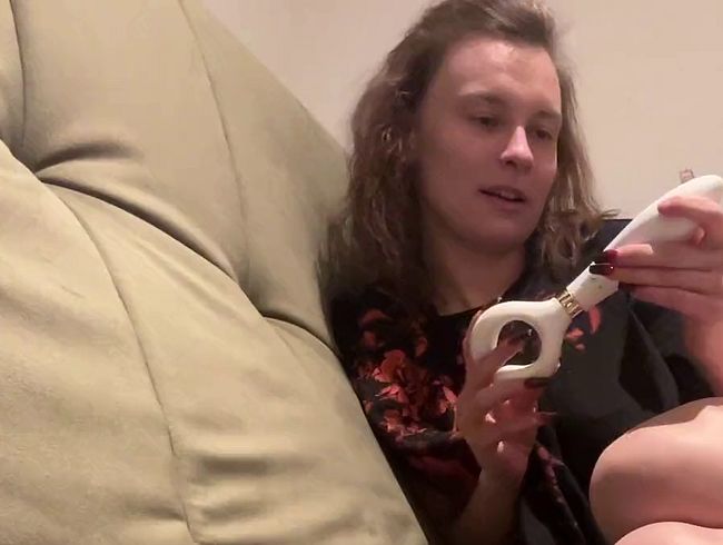 Ich teste zum ersten Mal einen Vibrator und das vor laufender Kamera