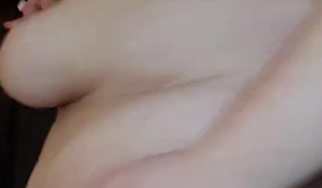 BBW zeigt dir großen Bauch, Arsch und behaarte Fotze!