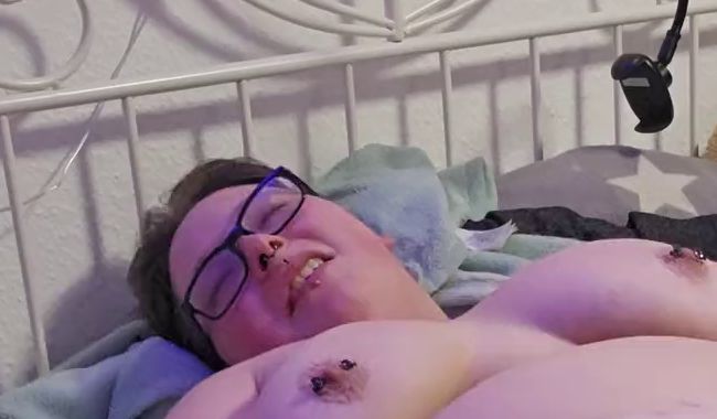 Ich besorge es mir zu ersten mal live on Cam