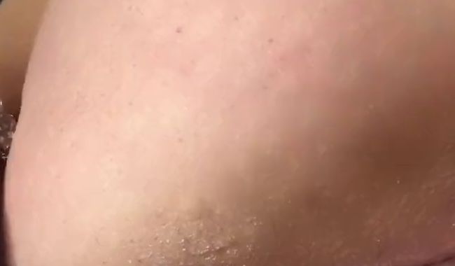 mein erstes Analvideo… stecke mir einen Vibrator rein