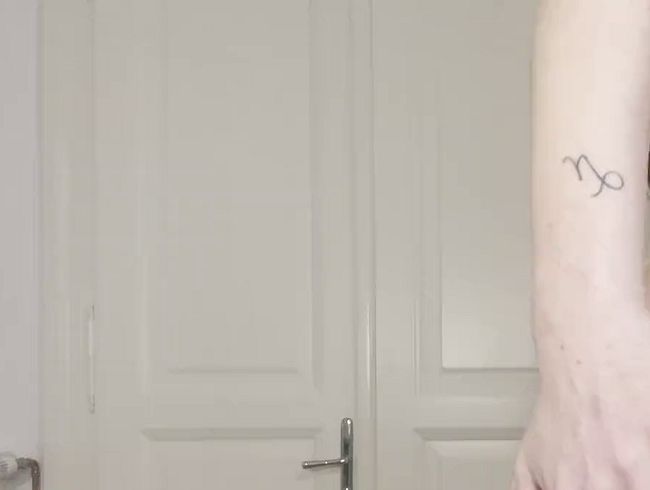 Ich fingere mich zum ersten mal komplett vor laufender Kamera! ;)