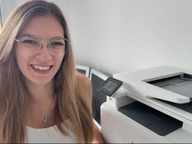 Verpasstes Date? Nachbar fickt mich und verpasst mir GESICHTSBESAMUNG!