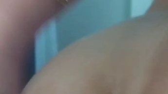 Versaute Pia fickt Anal