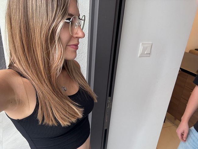 ZU KRASS?! Fan ZUHAUSE besucht und gefickt!