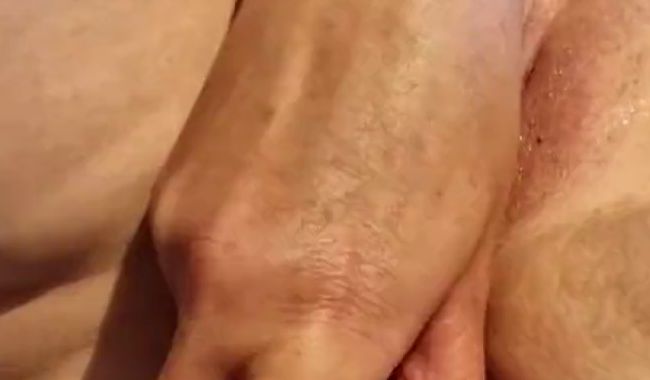 Das erste mal mit zwei Dildos