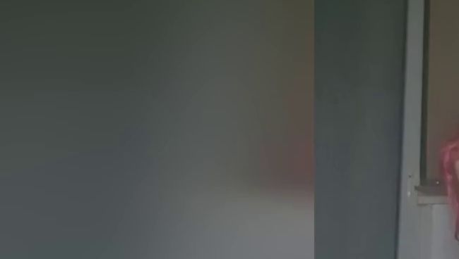 Dein Schönes Rothaariges Dünnes Skinny Girl ist so geil und FICKT sich mit einem Dildo richtig durch