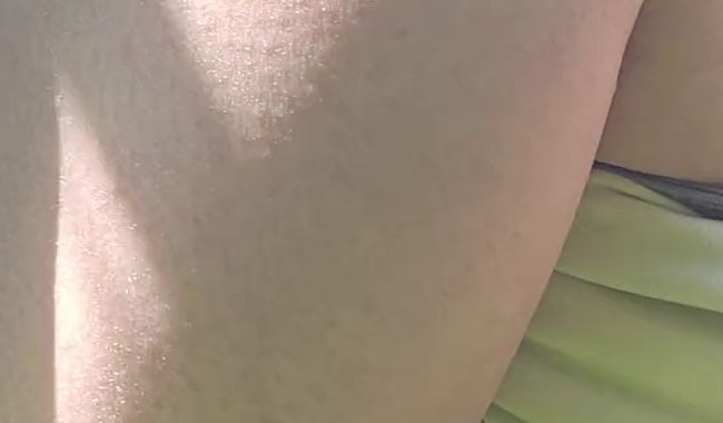 GoodLolaGirl traut sich – Pinkelpremiere in der Wildnis