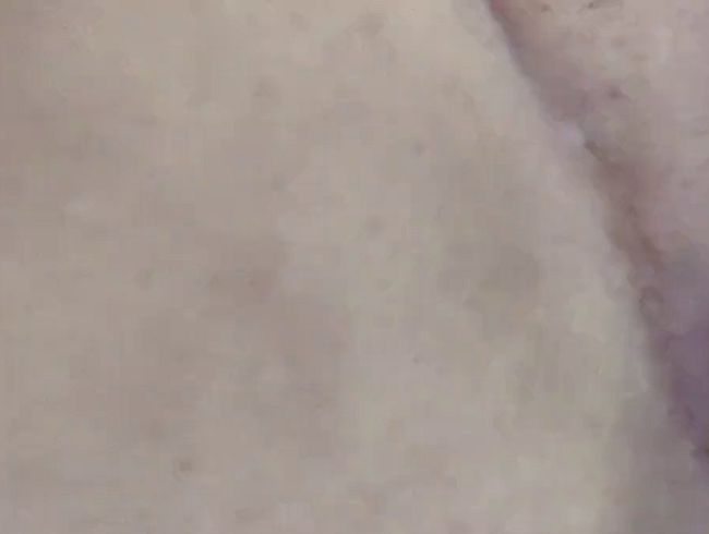 Analplug rein und geil gekommen