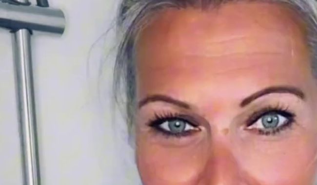 Kommst du mit mir duschen und seifst mich ein?