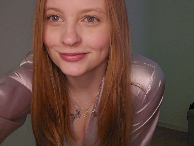 Werde ich das bereuen? KOMPLETT NACKT auf einer Erotikseite