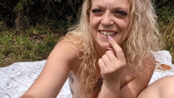 Bin ich zu Dreist? Am FKK See selbst angefasst