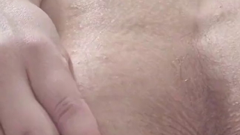 Zieh mich aus! Junge Studentin aus der Slowakei macht Striptease für dich. – Ohne Ton