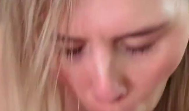 Hard Doggy, Ride & Facial Cumshot – komplett verwöhnt!