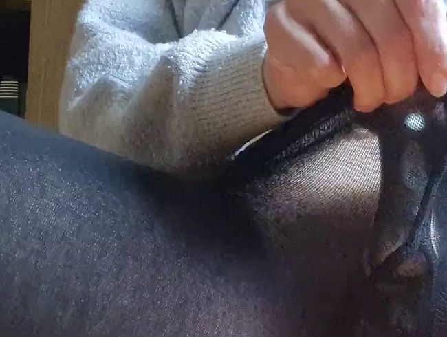 Selbstbefriedigung in Strumpfhose