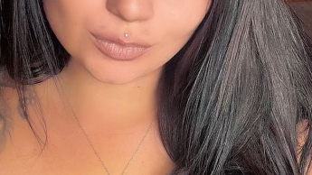 Erst Titten zeigen und dann kurz Doggy Style