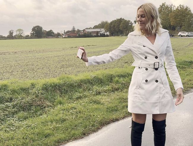 Fickdate mit Megaspritzer eskaliert…Spanner steht nebenan !!