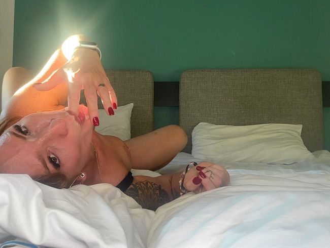 Von Berlin zur Blowjob-Session: Wie ich seinen Schwanz bis zum Ende leer gesaugt habe!