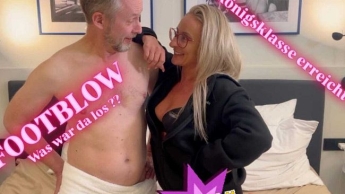 FOOTBLOW??? Ist das erster FOOTBLOW im Porno Welt??????