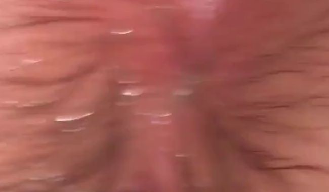 Lasse meinen Stiefbruder meine neue Couch einweihen