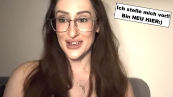 Ich stelle mich vor! Bin NEU HIER :)