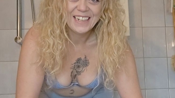 Liebhaber, aufgepasst!! Darf ich für dich in die Hose pissen??
