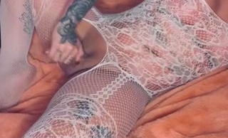 Schau nur zu wie er langsam größer und dicker wird ;-)