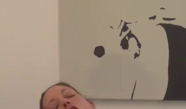 Sexy Weihnachten im süßen, roten Spitzendress!