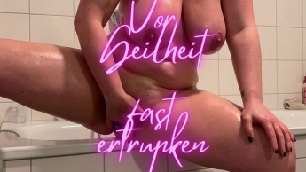 Vor GEILHEIT fast ertrunken! Mega Orgasmus bis zum umkippen!