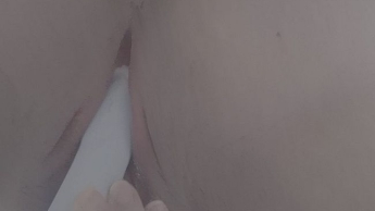 Wie wurde ich nur zum Dauergeiles Luder, dass es sich immer und überlal selber besorgt?