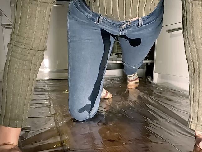 Ich musste die Jeans noch einmal einnässen :)