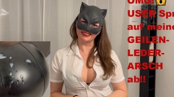 OMG! USER spritzt auf meinen GEILEN-LEDER-ARSCH ab!!