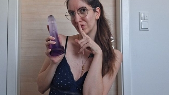 War das zu dreist?! Im Bad meiner Schwester schwach geworden