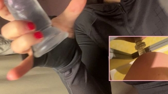 20cm Dildo Anal versucht. Schaffe ich das?