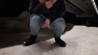 Abends Pissen am Strand .