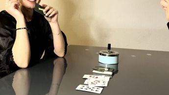 Ich verliere beim Kartenspiel…Und zahle den Preis