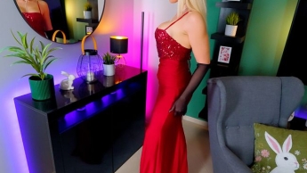 STIEFMUTTI verführt 19j. JUNGSPUND zum 3-LOCH Fick | So holt sich eine geile MILF was sie braucht…