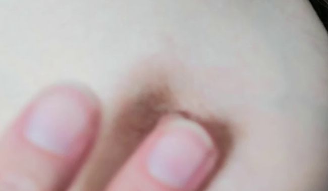 Geile Nippelspiele…ich verwöhne meine Titten und besonders die Nippel