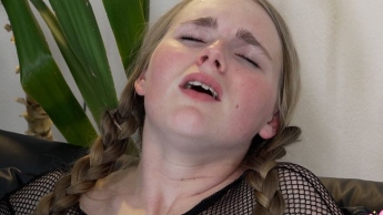 OH JA, ICH KOMME !!! – Lucy Dream – geiler Orgasmus