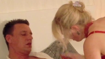 Blow Job – Ich habe ihn erwischt und habe ihm mit einem Blow Job geholfen