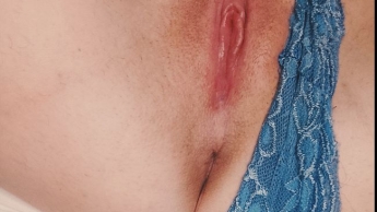 Feuchte Muschi am Morgen vertreibt Kummer und Sorgen… Oder wie war das nochmal? ;)