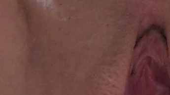 Ich komme über deinem Gesicht