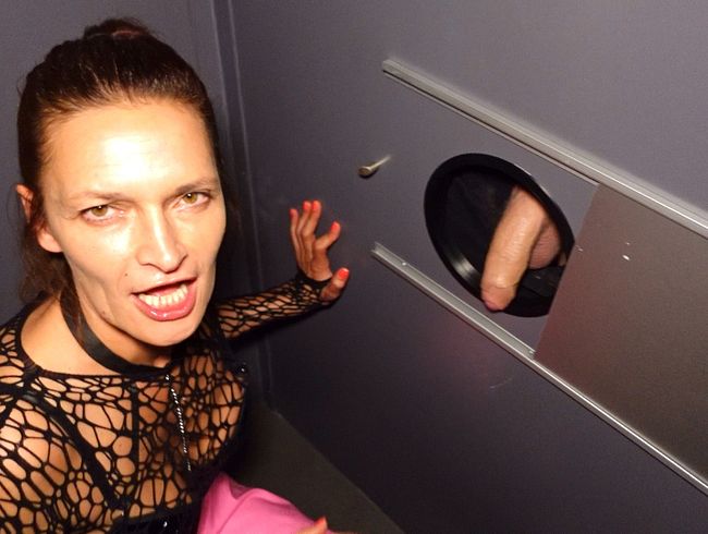 OMG!!! Meine 1. GLORYHOLE Session! Fuck war ich nervös & nicht bloß ich! Ich will nun mehr!!!