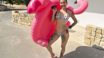 OMG! Verbotener TEENIE-SEX (18+) im FAMILIEN-RESORT! KOMPLETTE 3-LOCH-ZERSTÖRUNG mit Pissdusche!