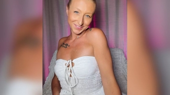 Stiefdaddy schau mal, was deine kleine Prinzessin für dich angezogen hat ?